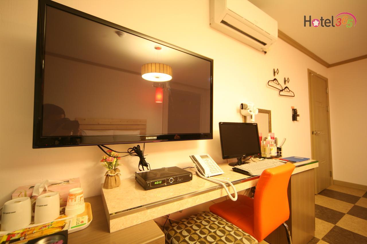 Chuncheon Myeongdong Hotel Εξωτερικό φωτογραφία