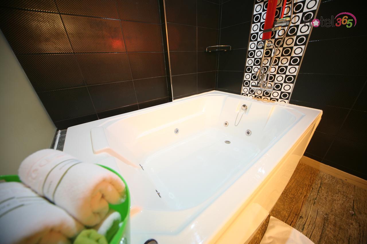 Chuncheon Myeongdong Hotel Εξωτερικό φωτογραφία